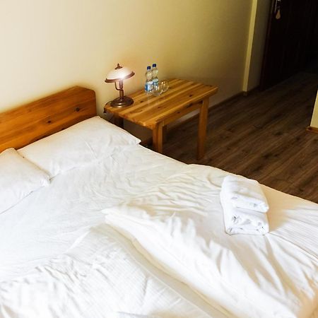 Zadrna Rezydencja Aparthotel Chełmsko Śląskie Bagian luar foto